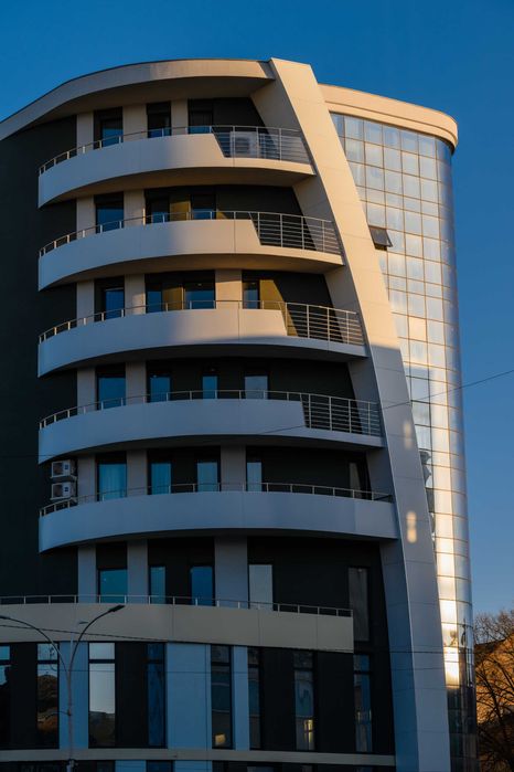 Оренда офісу 29,8 м² з ремонтом｜ DREAM CITY BUSINESS CENTER ｜ Центр Ужгорода ｜ вул. Гойди ｜ Без комісії