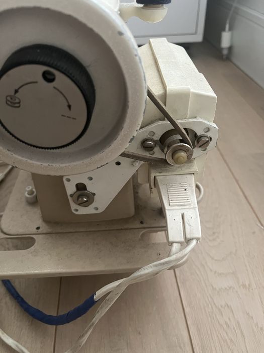 Łucznik PREDOM 466 - maszyna do szycia