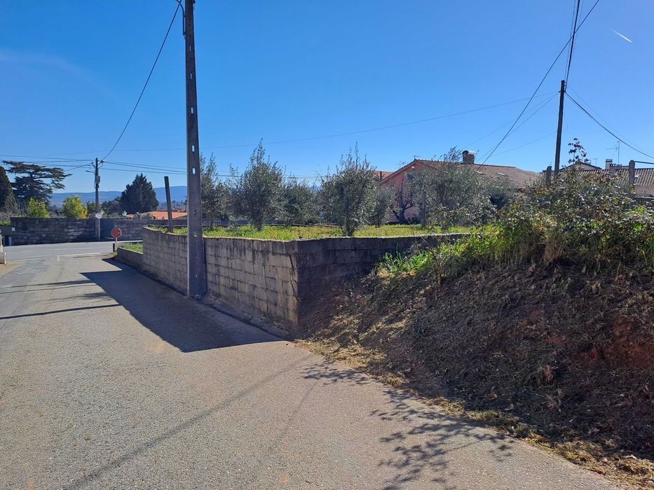 Dominguiso - terreno para construção