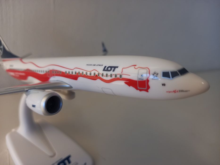 Boeing 737-8 MAX PLL LOT Herpa 1:200