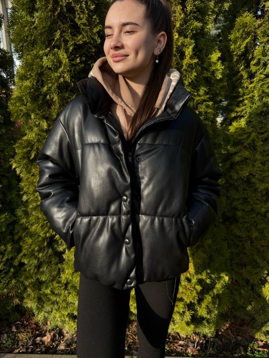 Шкіряна курточка Stradivarius
