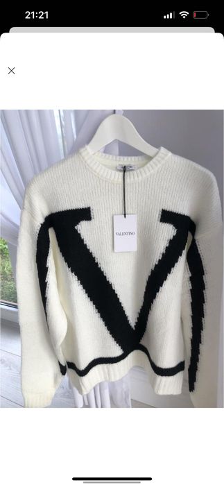 Неймовірно гарна кофта...