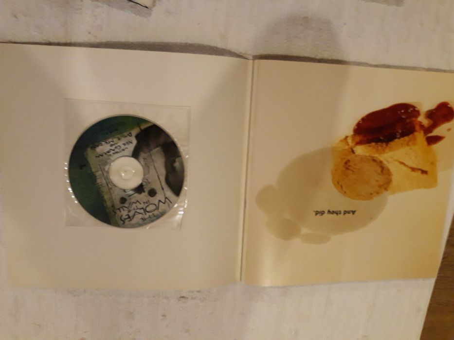 Wolves In The Walls (edição com CD) - Neil Gaiman, Dave McKean