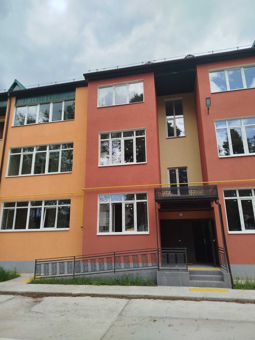 2 кімнатна квартира з індивідуальним опаленням по вул. Прилуцька