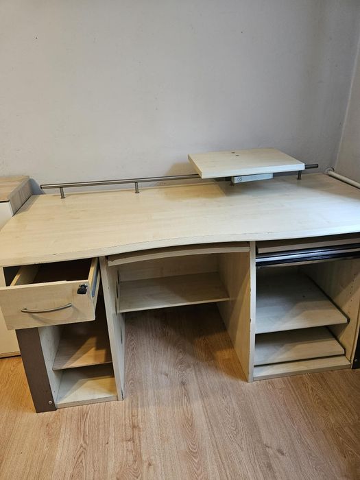 Biurko 154x70 wysokość 77