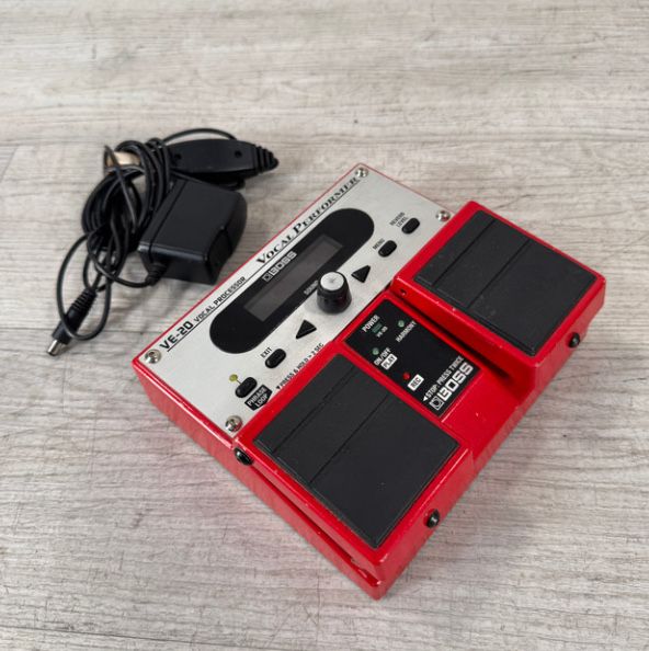 BOSS VE-20 Vocal Performer + Fonte de Alimentação