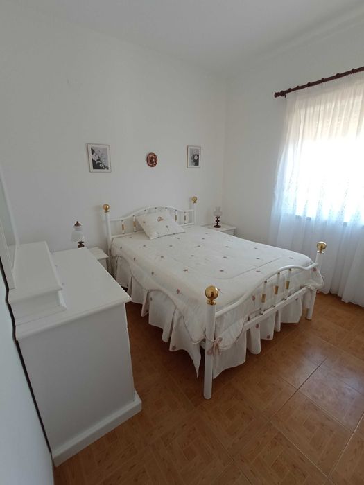 Apartamento para Alugar Férias - de 4 de Julho a 5 de Setembro