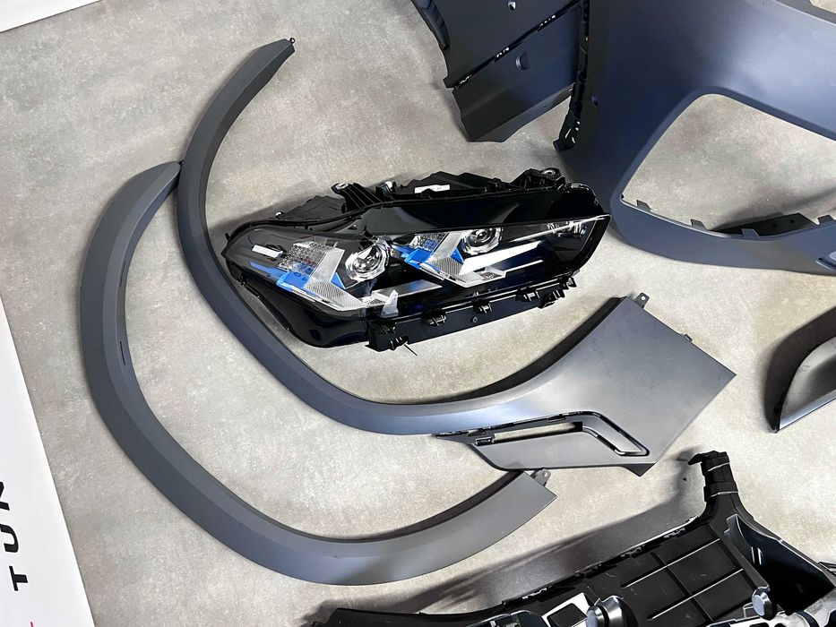 Обвіс обвес рестайлінг рест на дорест - X6M з оптикою - BMW X6 06