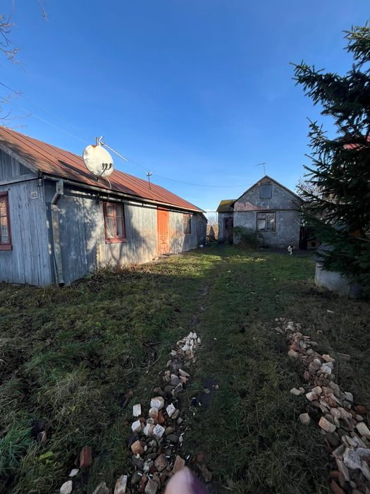 Продаж земельної ділянки з будинком в с Суховоля по вул Б.Хмельницьког