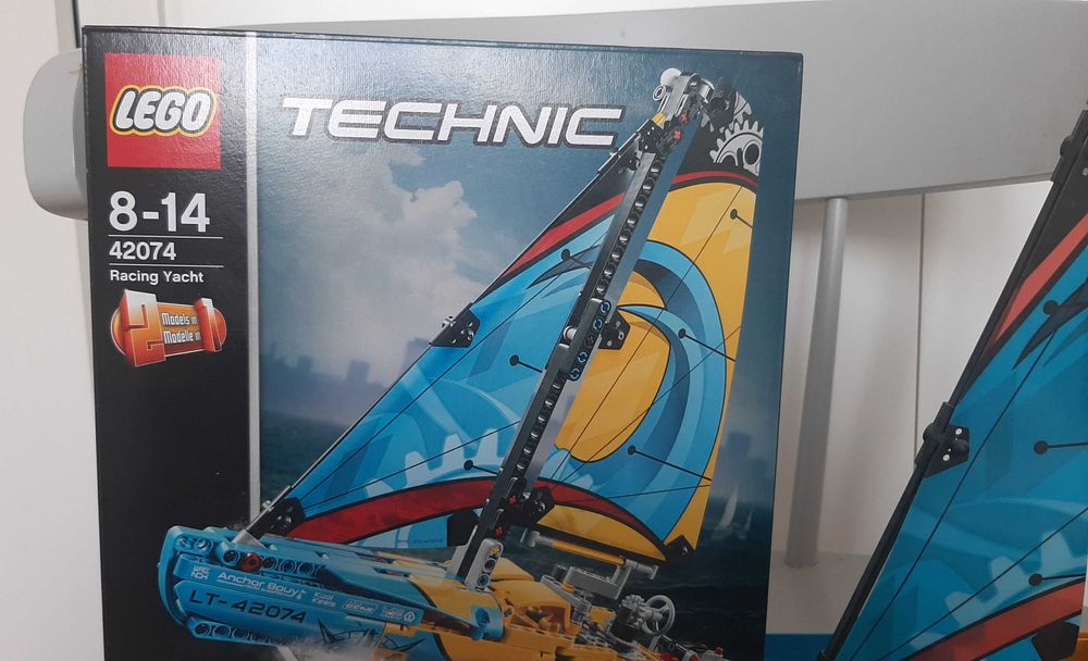LEGO Technic 42074 Jacht wyścigowy