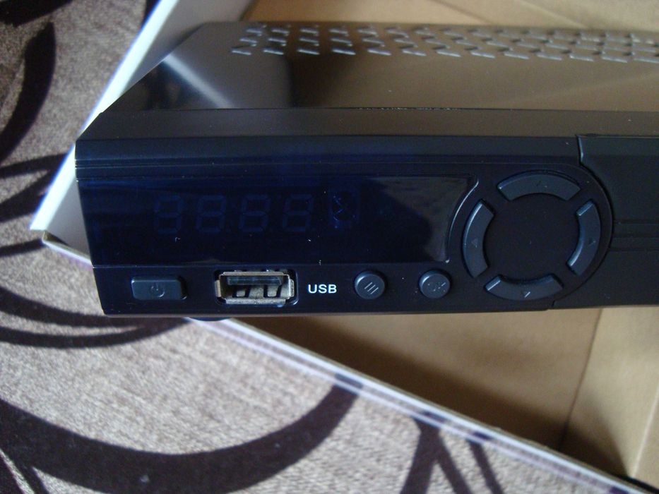 Спутниковая приставка Amiko HD8265+