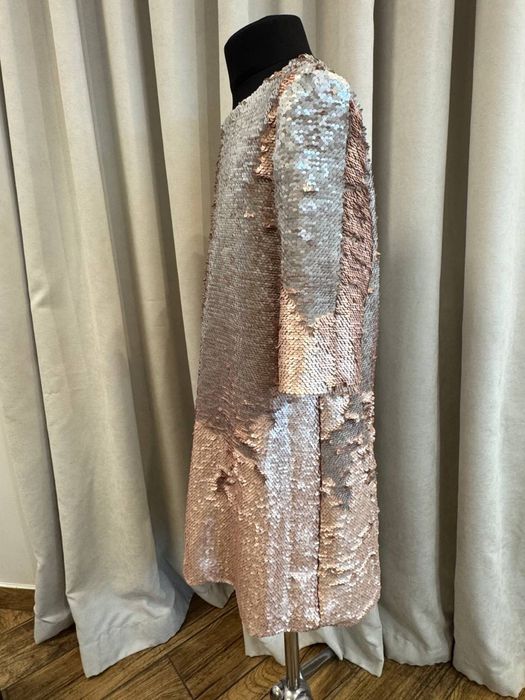 Продам детское платье с пайетками розовое золото и серебро