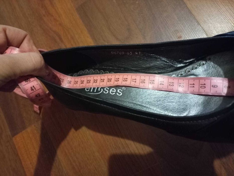 Жіночі туфлі 41 розміру.повномірні.НОВІ!