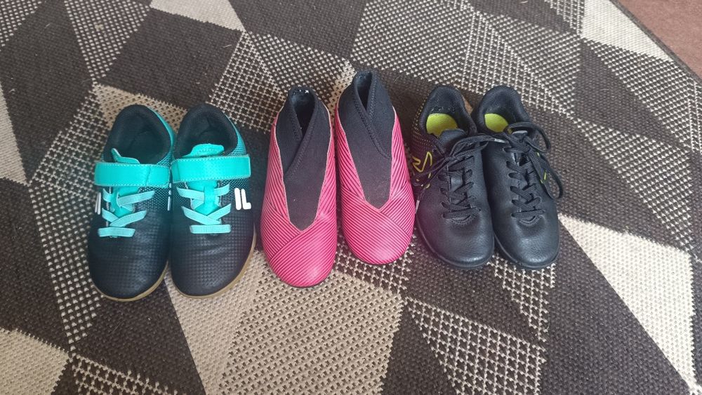 Бутси, футзалки, сороканіжки Adidas, Fila.