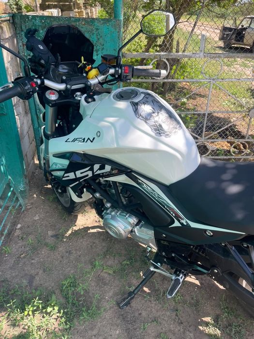 продам мотоцикл lifan kp 350