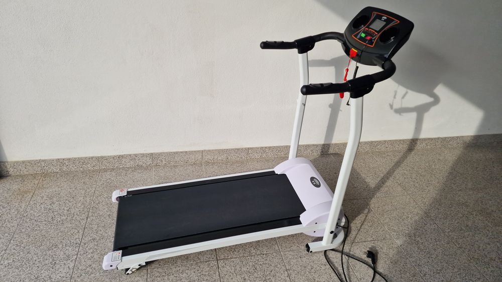 Passadeira De Corrida POWERFIT Motion elétrica como nova