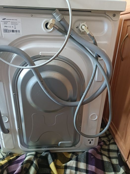 Pralka Samsung EcoBubble 7 kg WF70F5EFW2W Stan BDB (Sprawna)