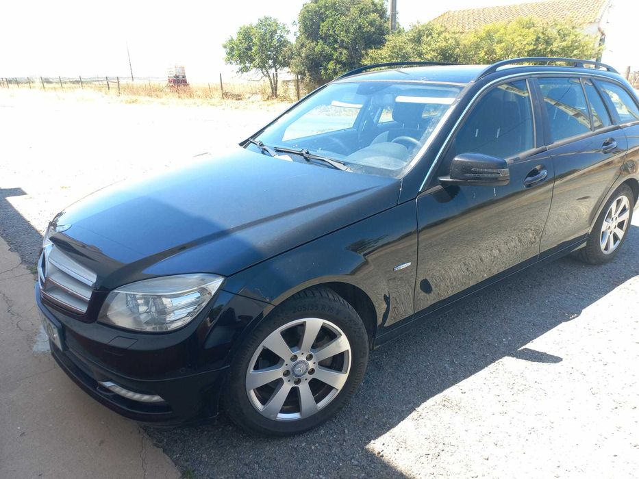 Mercedes-Benz C 200 CDI 2011 – Muito bem estimado