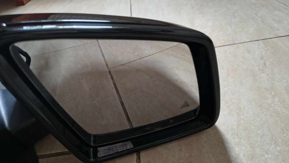 Lusterko prawe Mercedes ML W166