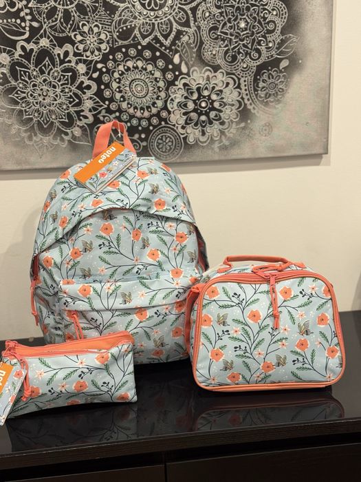 Mochila Escolar conjunto
