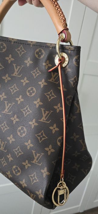 Louis Vuitton ARTSY bag