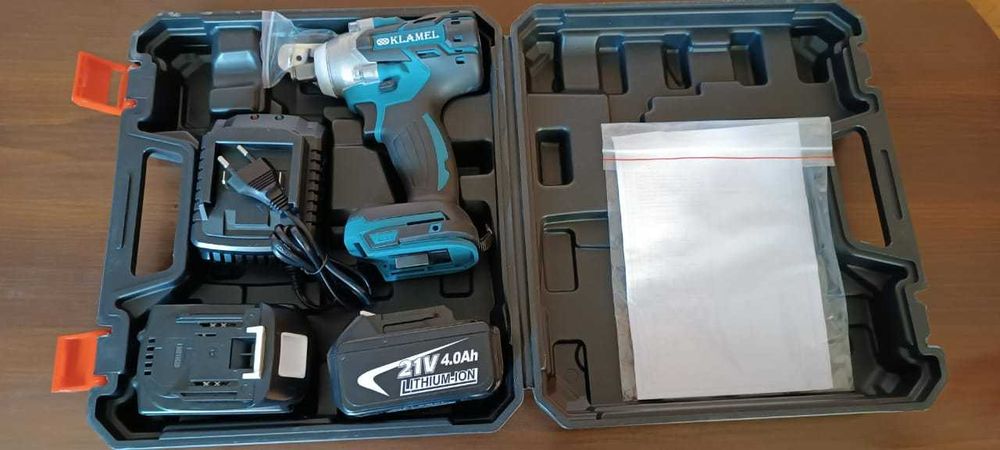 Шуруповерт електричний