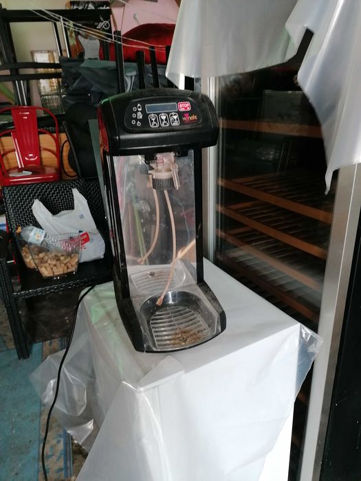 Maquina De Vinho A Copo