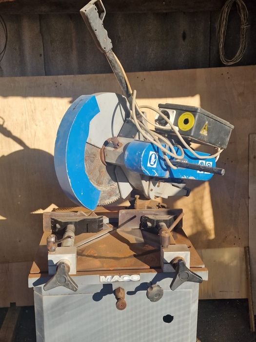 Торцовка по метталу МАСС-400ТА производства Италия