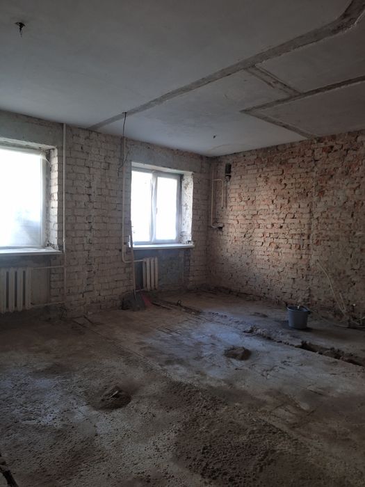 Продажа 2х кв,под ремонт  1/5,центр,можно под офис ,37т$
