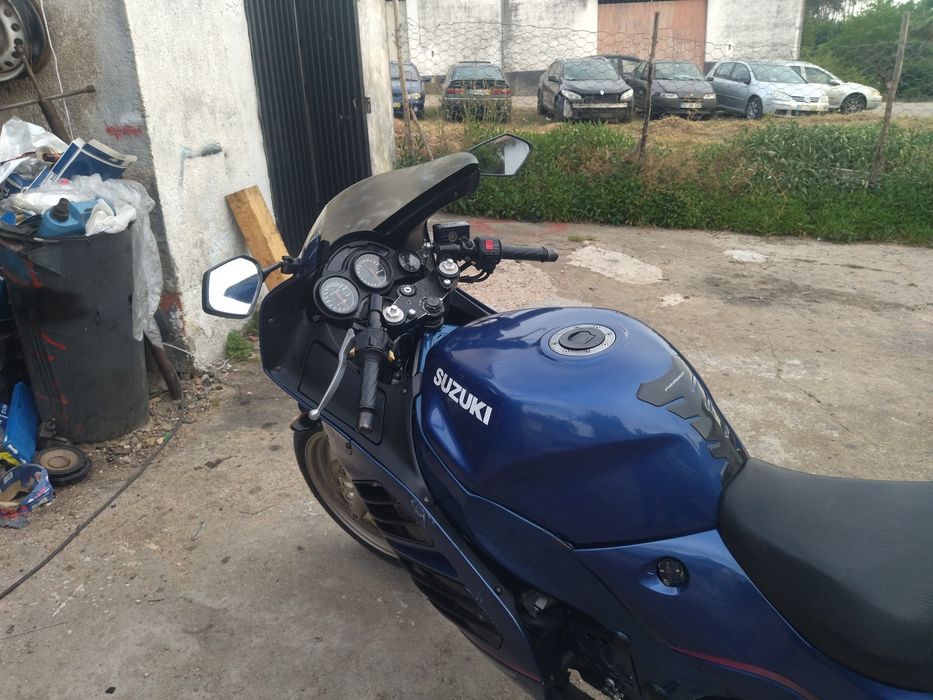 Suzuki RF 600R TROCO POR MOTO 125cc