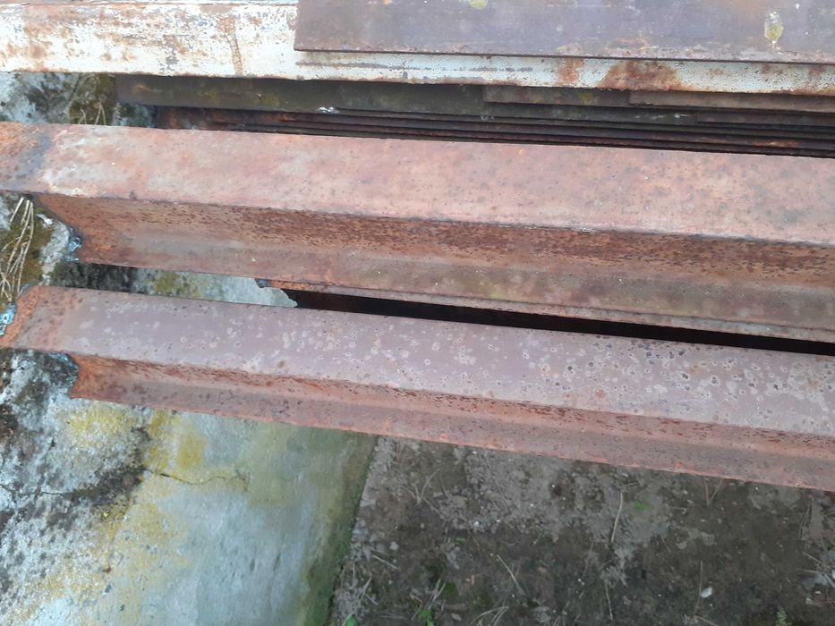 Rura na komin i słupki ogrodzeniowe