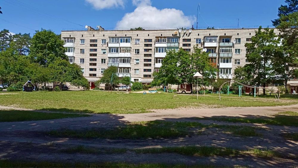 Продам 2-к кв Іршанськ Житомирська обл. Гулія буд.9