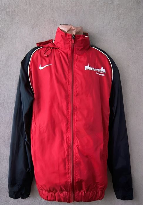 Чоловіча  вітровка Nike