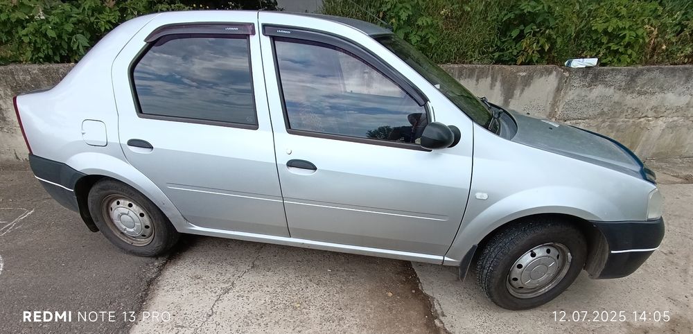 Машина логан  2008 механіка