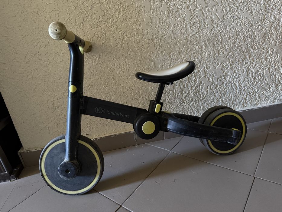 велобіг Kinderkraft 4TRIKE