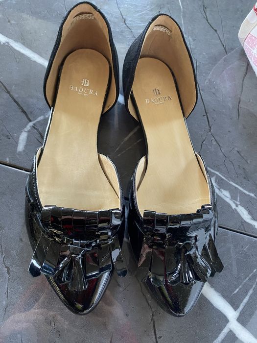 Skorzane, czarne, lakierowane baleriny Badura r. 37