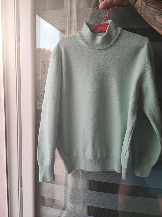 Sweterek włoski miętowy r. S stan igła mięciutki