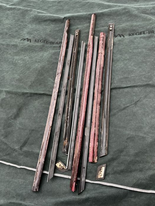 Молдинги БМВ Е34