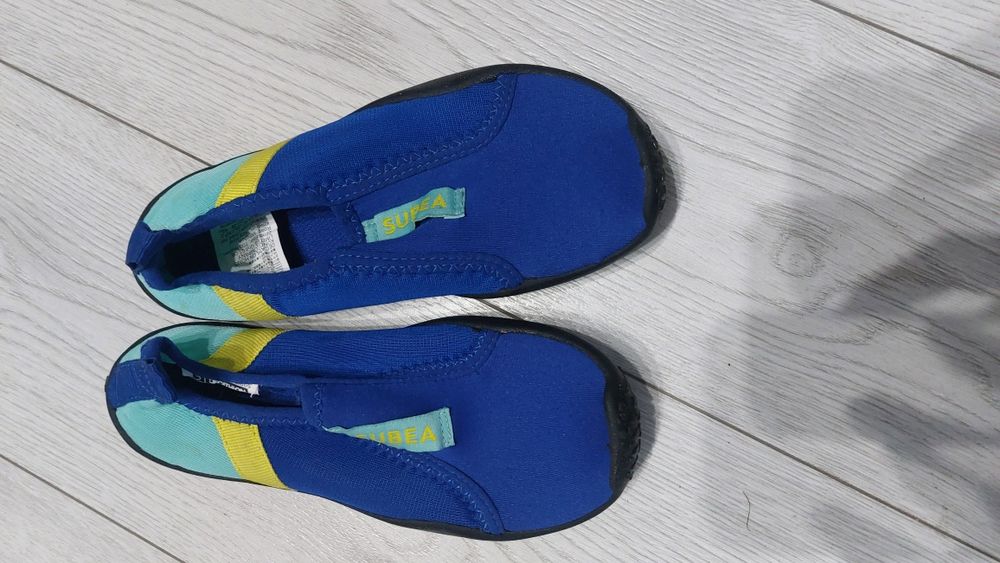 Buty do wody  decatlon 32/33