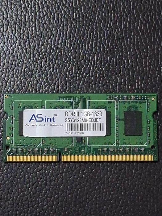 Оперативна пам'ять ddr3/4gb/1gb для ноутбуку
