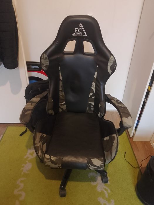 Fotel Gamingowy Używany