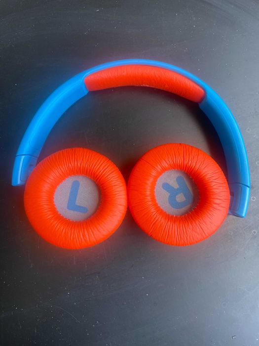 JBL BLUETOOTH HEADPHONE KIDS SPEAKERS - INDIVIDUAL OU PAR