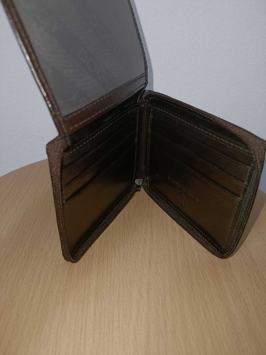 Doggy Carteira Porta-cartões castanha NOVA