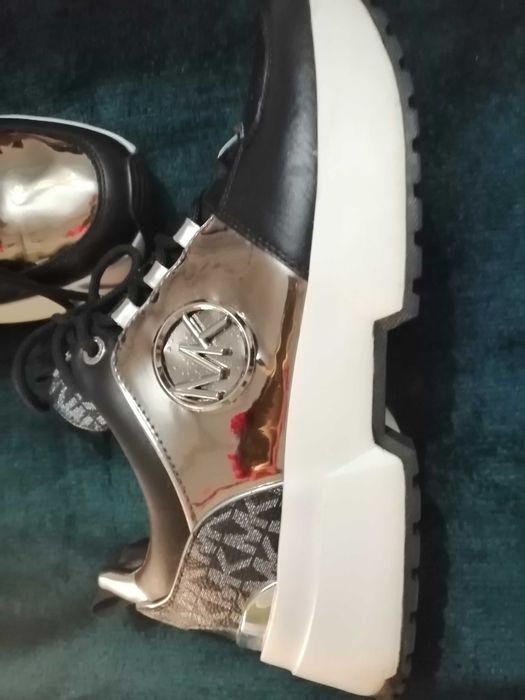 Sapatilhas originais