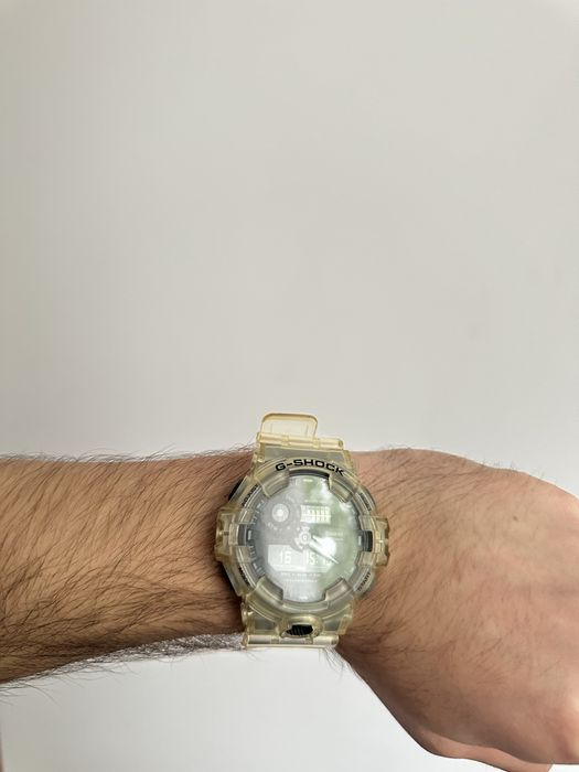 Casio G-SHOCK 700-1BER