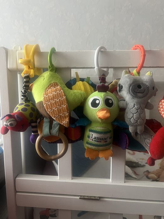 Підвіски брязкальця для коляски кроватки