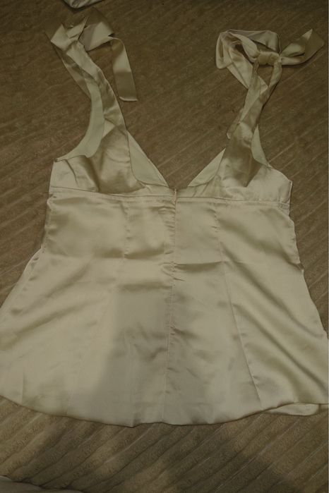 Топ “Zara” молочный