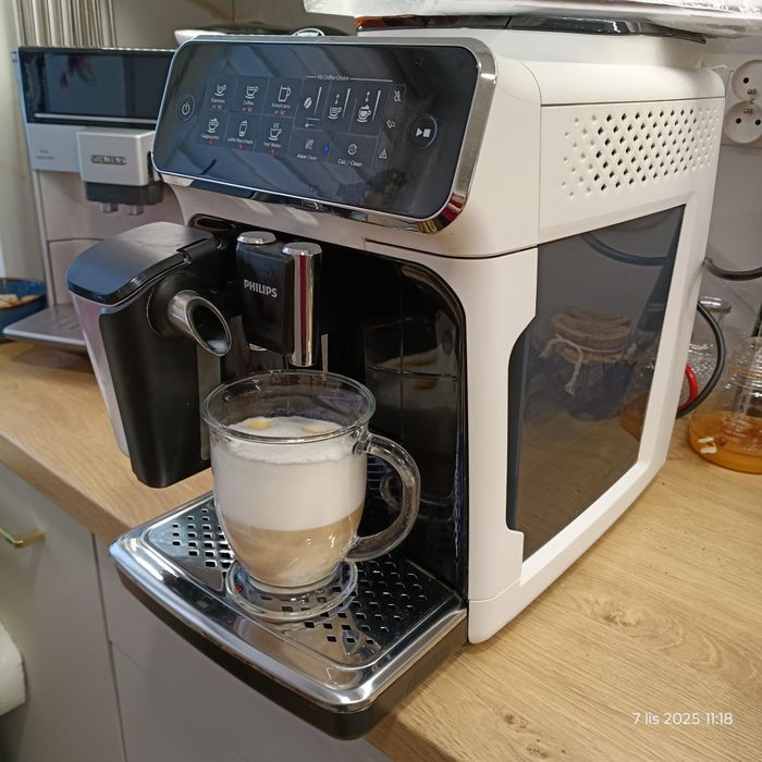 Ekspres do kawy Philips Ep 3243