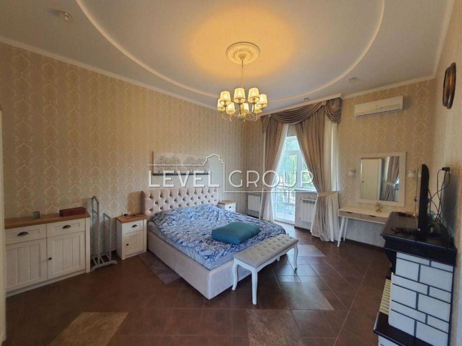 Козин, аренда стильного дома, большая территория, охрана, озеро.