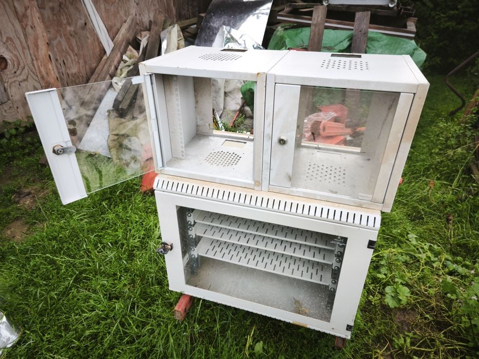 Szafa RACK wisząca metalowa